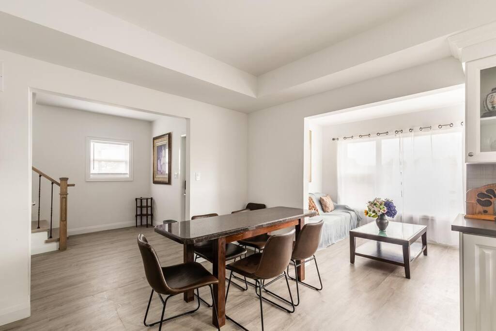 Modern House Newly Furnished 3 Mins Drive To Fall Niagara Falls Exterior photo