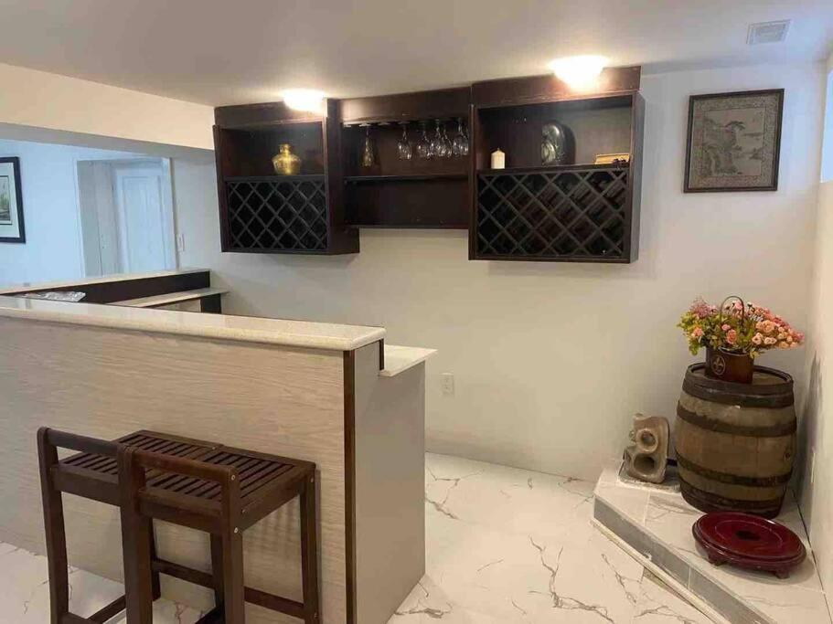 Modern House Newly Furnished 3 Mins Drive To Fall Niagara Falls Exterior photo