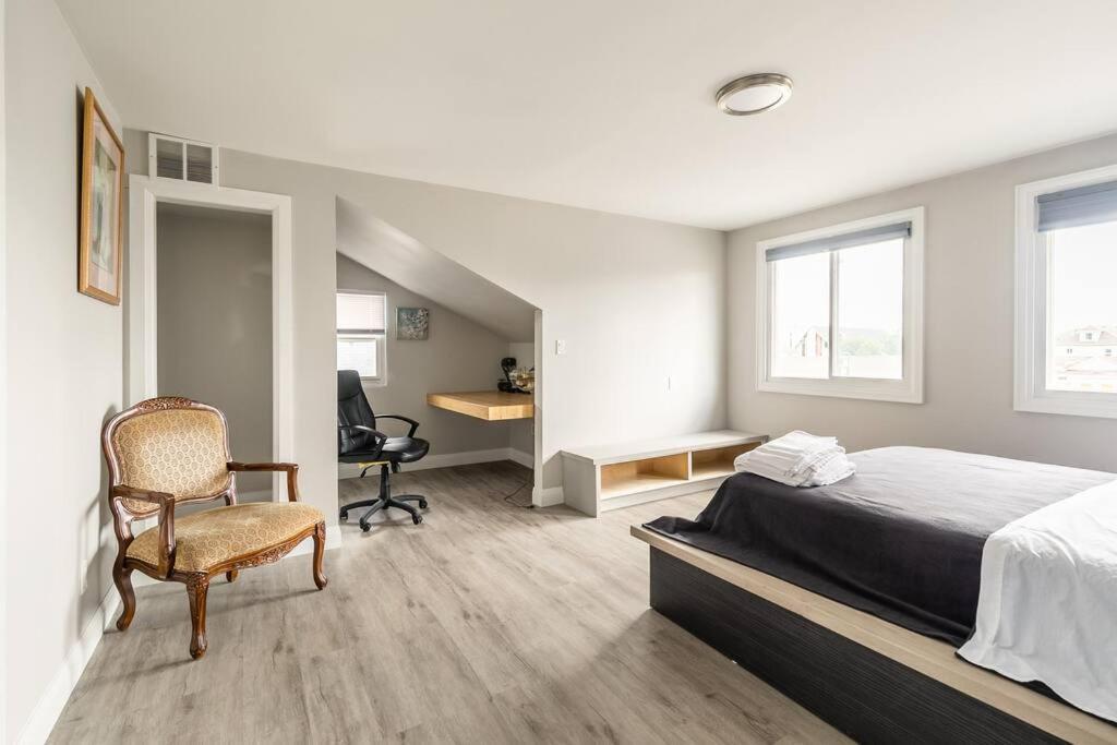 Modern House Newly Furnished 3 Mins Drive To Fall Niagara Falls Exterior photo